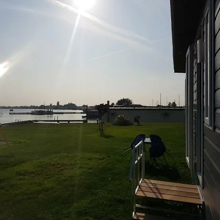 Chalet The Lake - De Schans Alphen * Benedeneind